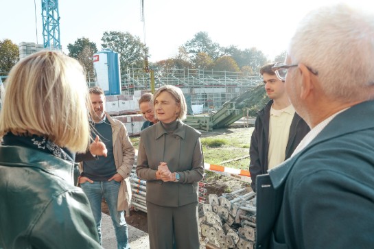  (vergroot foto)